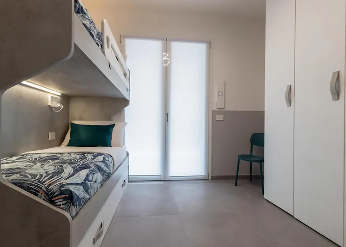 Monkey House ريتشيوني