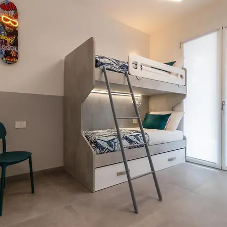 בית נופש Monkey House ריצ'יונה